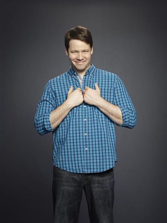 Photo Ike Barinholtz