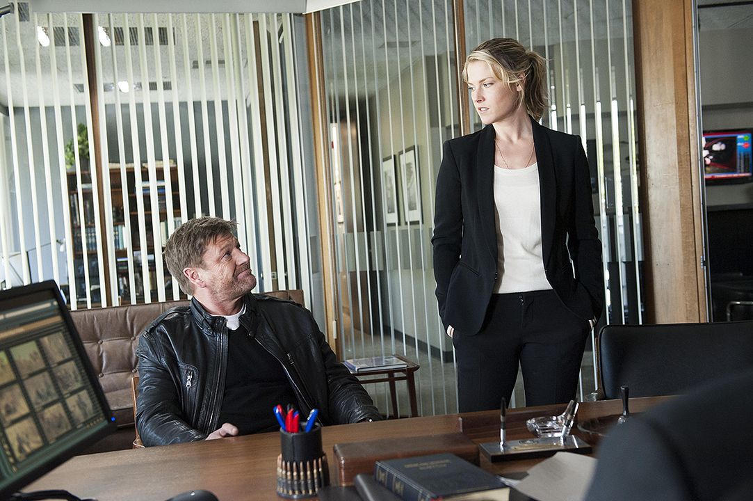 Legends (2014) : Photo Ali Larter, Sean Bean