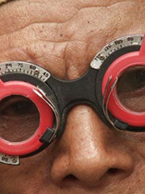 Les yeux du silence : Affiche