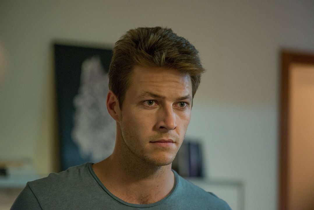 The November Man : Photo Luke Bracey