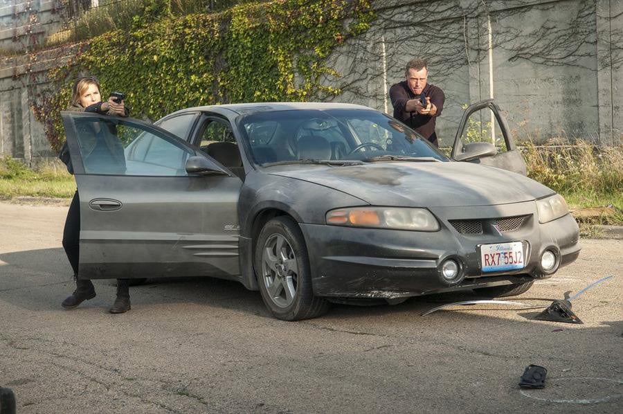 Chicago Police Department : Photo Jason Beghe, Sophia Bush