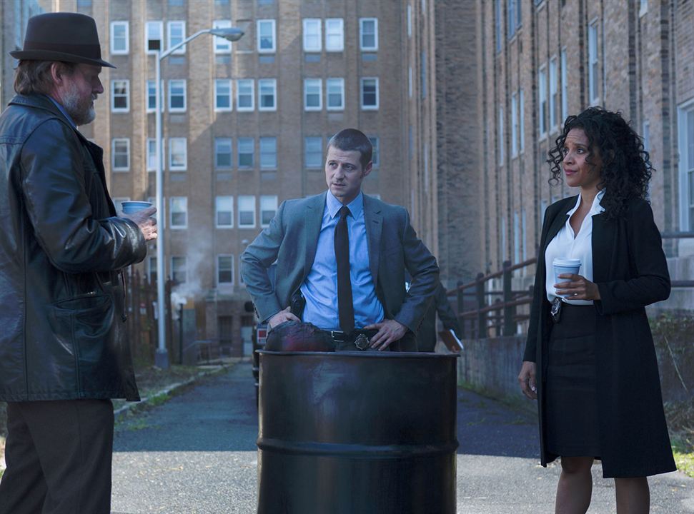 Gotham (2014) : Photo Zabryna Guevara, Donal Logue, Ben McKenzie