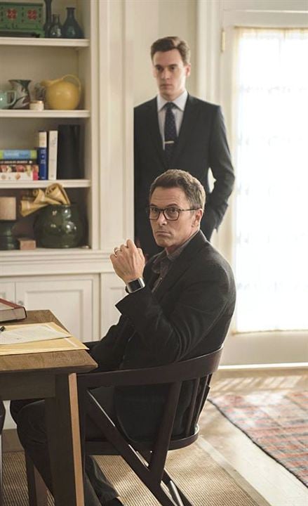 Madam Secretary : Photo Tim Daly, Erich Bergen