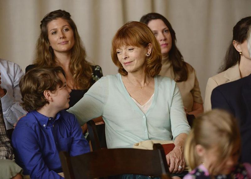 Resurrection : Photo Landon Gimenez, Frances Fisher