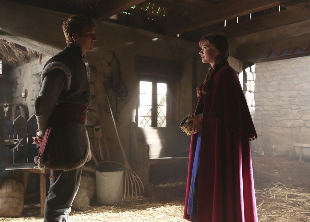 Once Upon a Time : Photo Elizabeth Lail, Scott Michael Foster