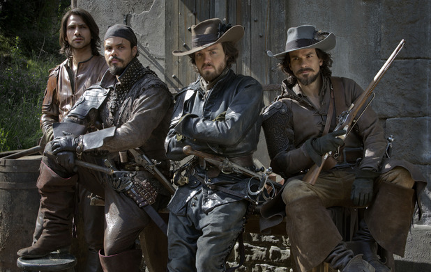 Photo Howard Charles, Santiago Cabrera, Tom Burke, Luke Pasqualino