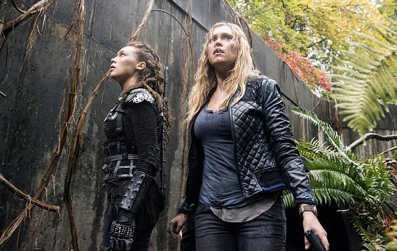 Les 100 : Photo Eliza Taylor, Alycia Debnam-Carey