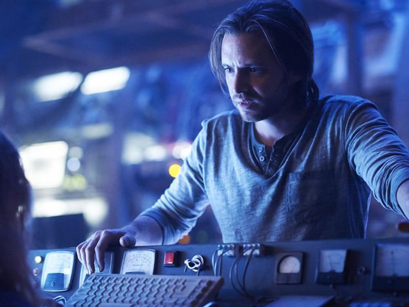 12 Monkeys : Photo Aaron Stanford