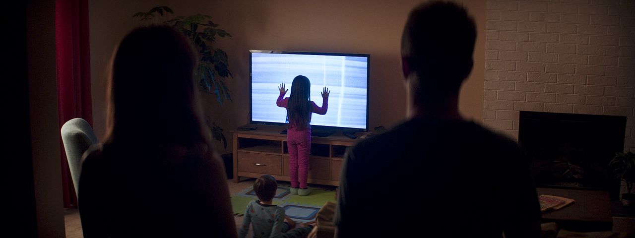 Poltergeist : Photo Kyle Catlett, Kennedi Clements