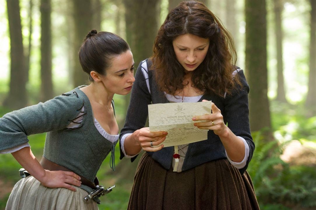 Outlander : Photo Caitriona Balfe, Laura Donnelly