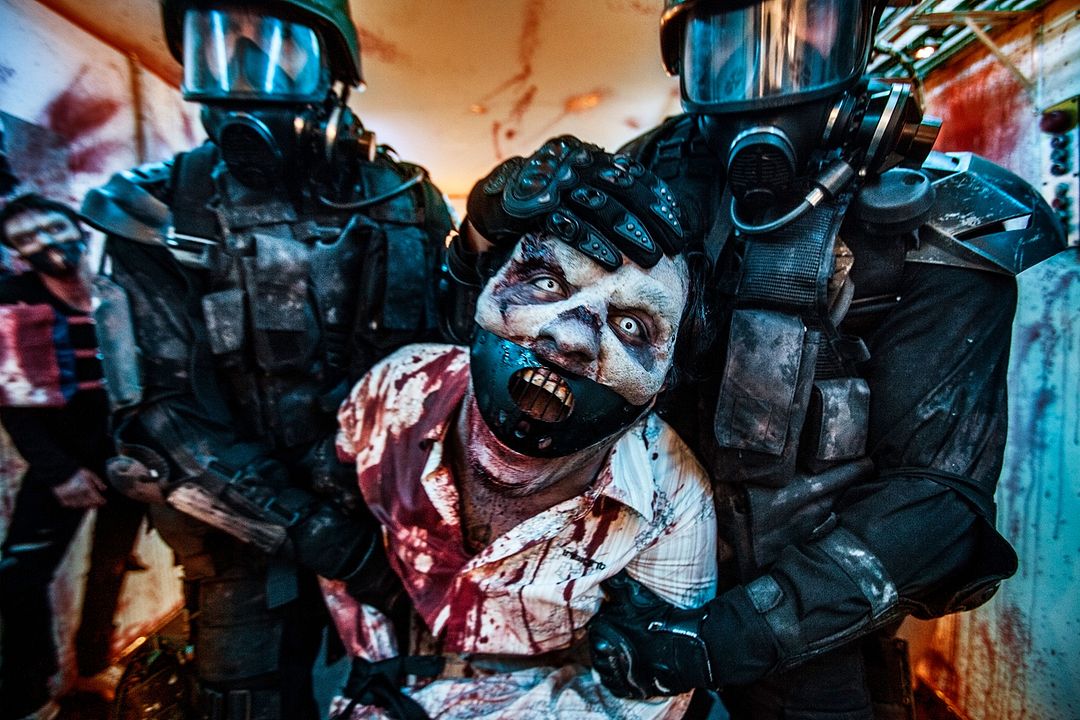 Road of the Dead : Photo