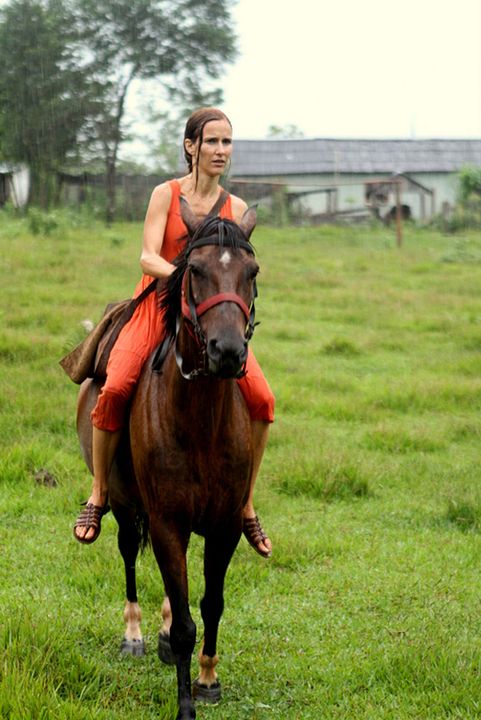 La Tierra Roja : Photo Eugenia Ramírez Miori