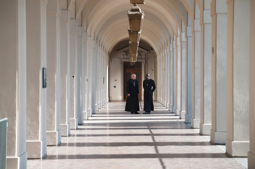 Les Dossiers secrets du Vatican : Photo Peter Andersson, Djimon Hounsou