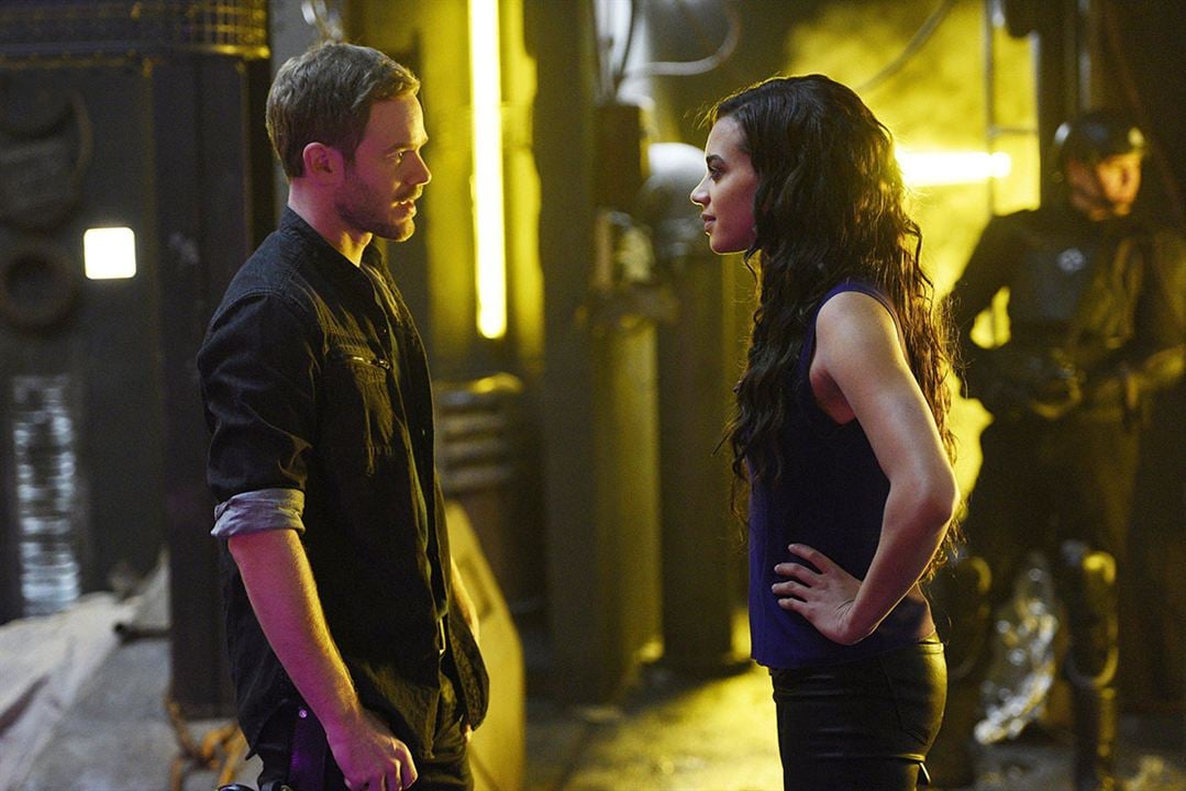 Killjoys : Photo Aaron Ashmore, Hannah John-Kamen