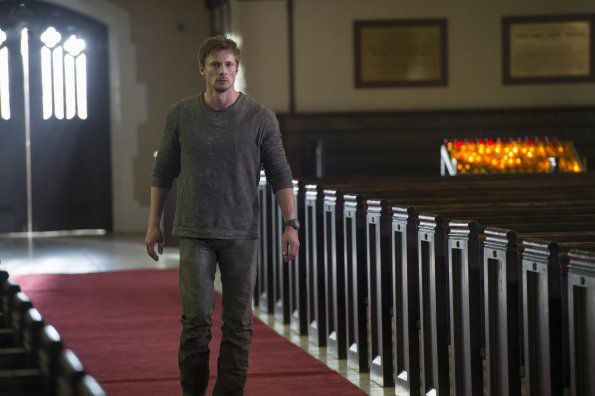 Damien : Photo Bradley James (II)