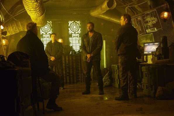 Dark Matter : Photo Anthony Lemke, Roger Cross