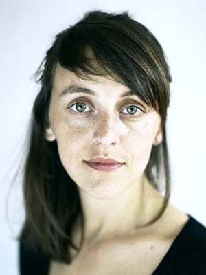 Affiche Emmanuelle Hiron