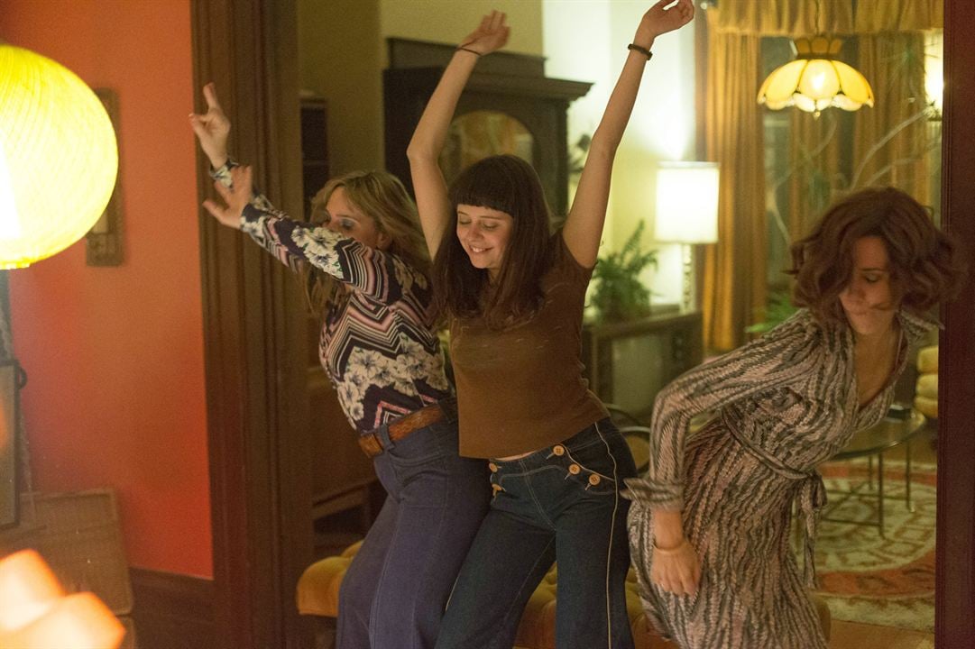 The Diary of a Teenage Girl : Photo Kristen Wiig, Bel Powley