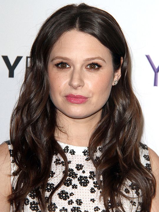 Affiche Katie Lowes