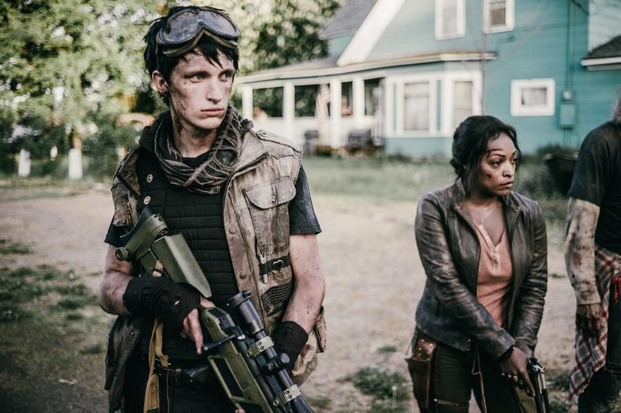 Z Nation : Photo Kellita Smith, Nathaniel Zang