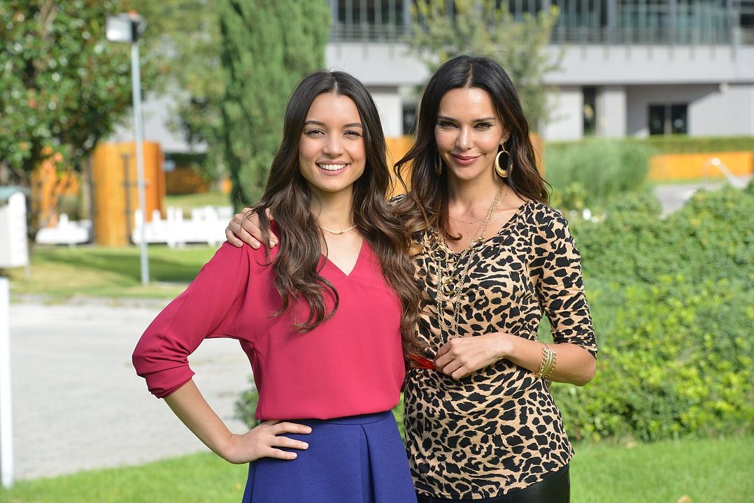 Photo promotionnelle Hande Ataizi