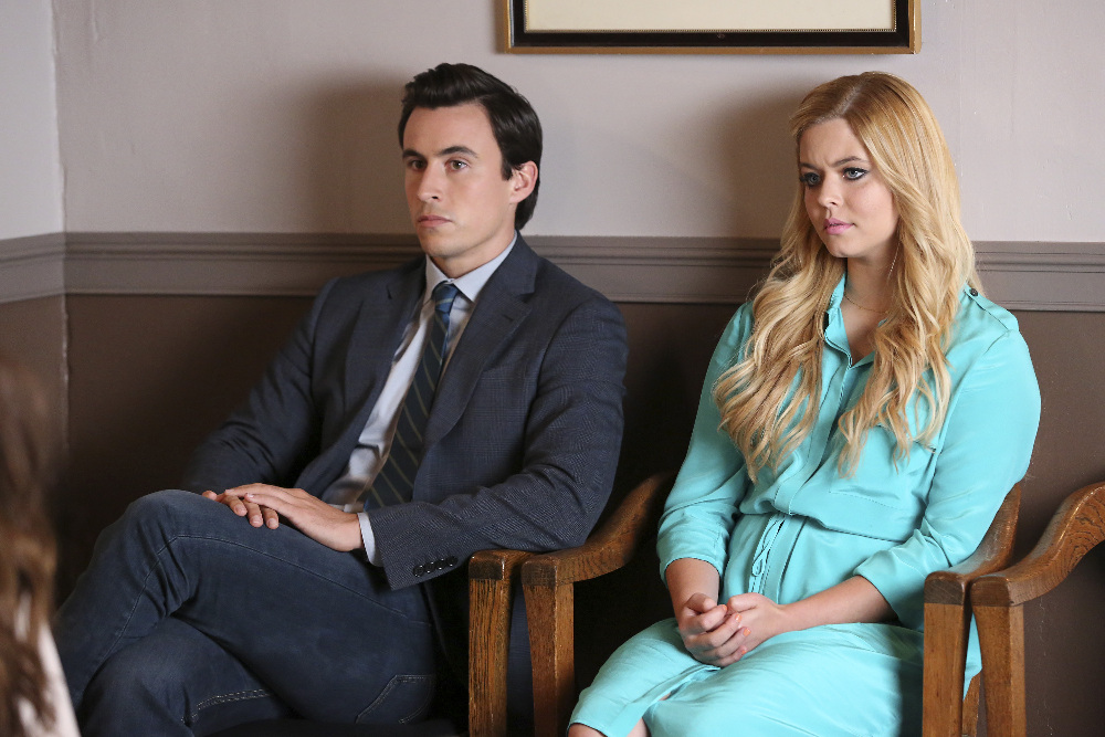 Pretty Little Liars : Photo Sasha Pieterse, Huw Collins