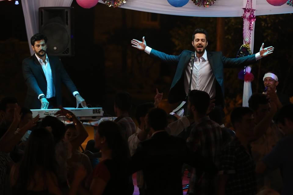 Mon frère : Photo Burak Özçivit, Murat Boz