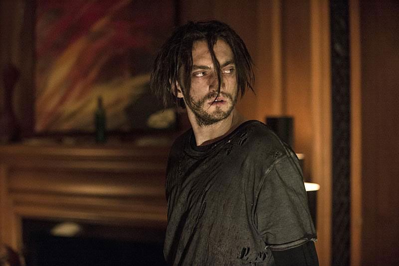 Les 100 : Photo Richard Harmon