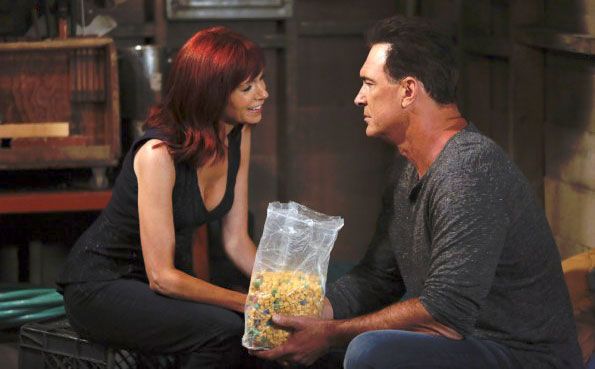 Crowded : Photo Carrie Preston, Patrick Warburton