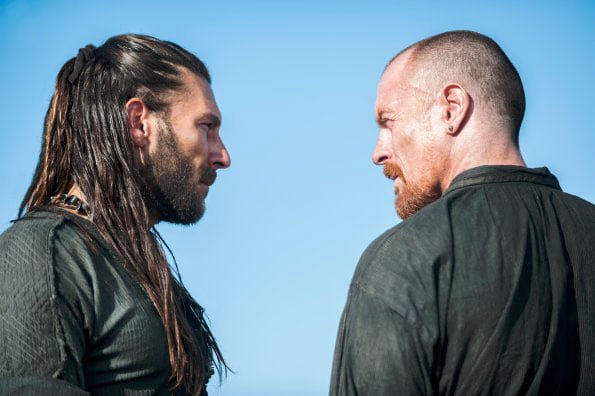 Black Sails : Photo Toby Stephens, Zach McGowan