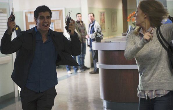 Scorpion : Photo Elyes Gabel
