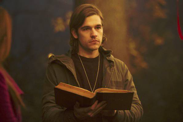 The Magicians : Photo Jason Ralph