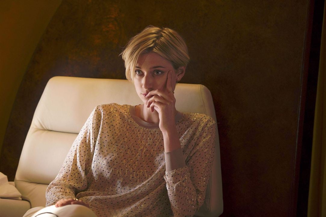 Photo De Elizabeth Debicki The Night Manager Photo Elizabeth