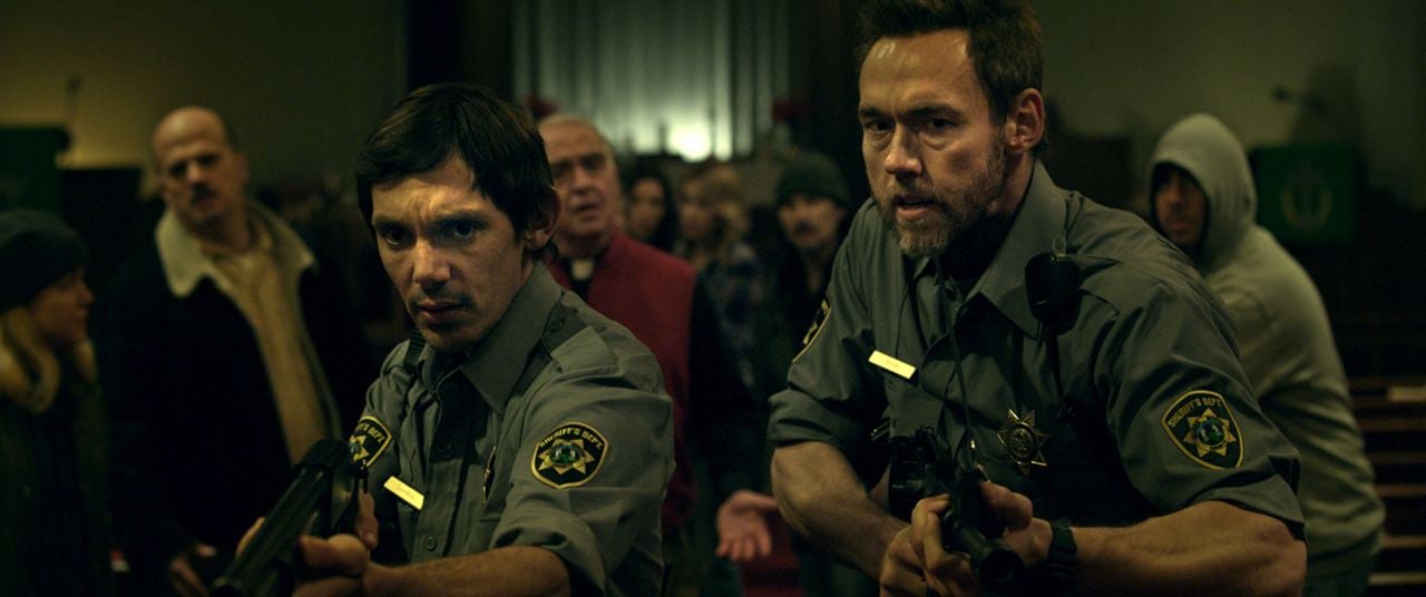 Dark Was the Night : Photo Kevin Durand, Lukas Haas