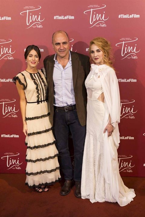 TINI – La nouvelle vie de Violetta : Photo promotionnelle Juan Pablo Buscarini, Martina Stoessel, Mercedes Lambre