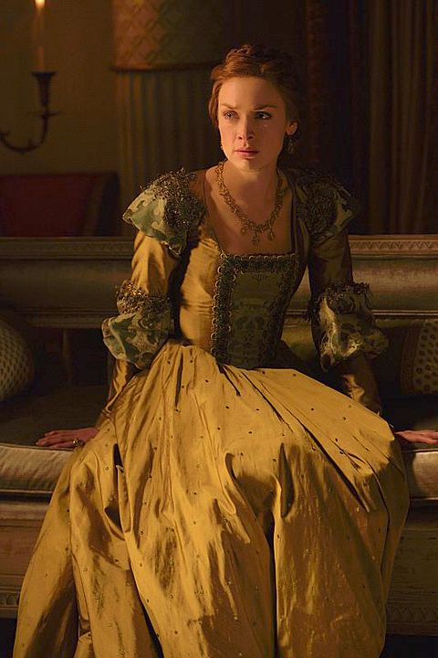 Reign : le destin d'une reine : Photo Rachel Skarsten