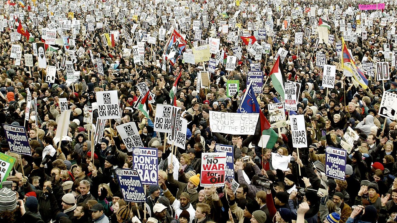 We Are Many : Photo