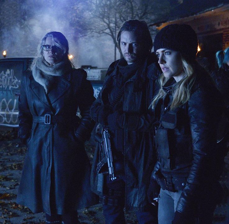 12 Monkeys : Photo Amanda Schull, Barbara Sukowa, Aaron Stanford