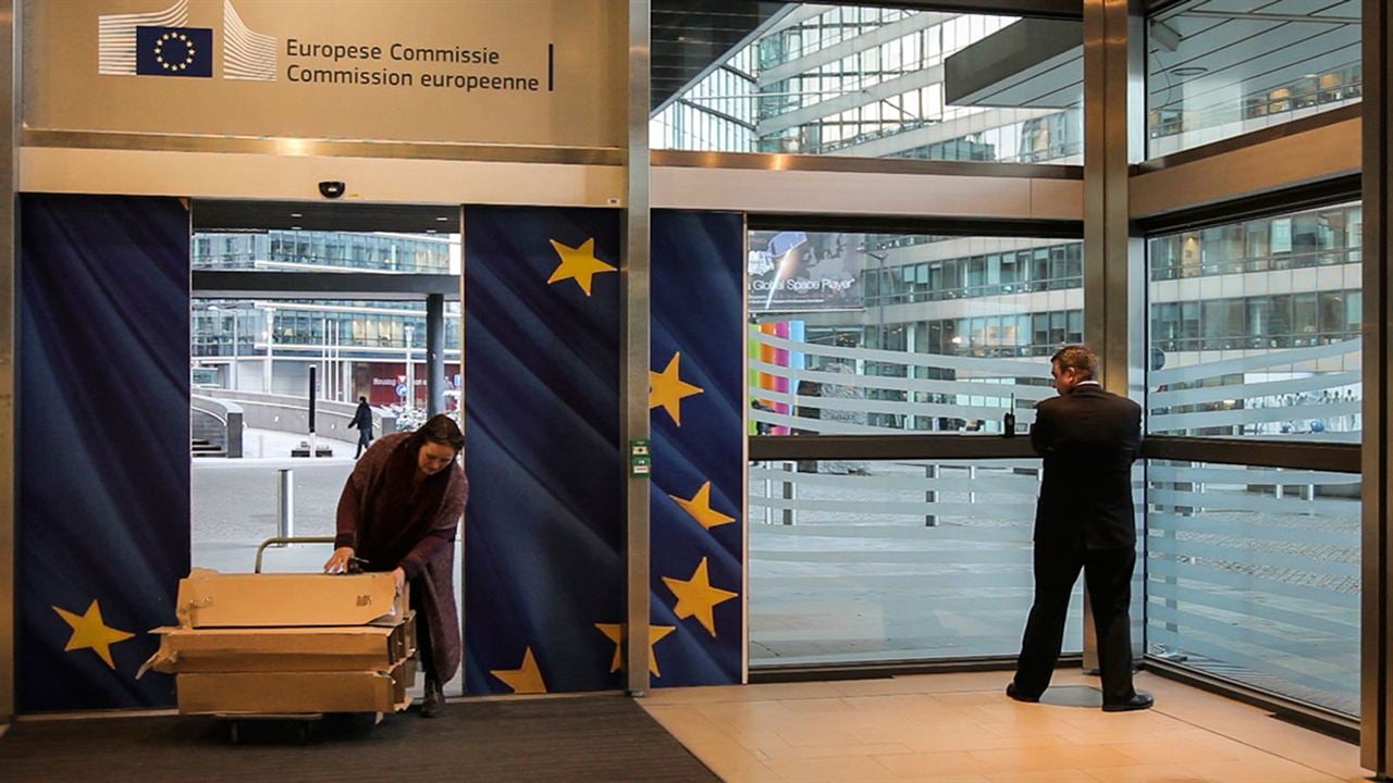 This is not a coup - Just another day in the EU : Photo