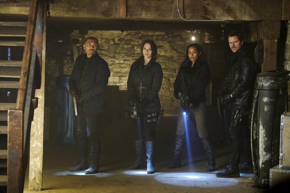 Dark Matter : Photo Melanie Liburd, Alex Mallari Jr., Melissa O'Neil, Anthony Lemke