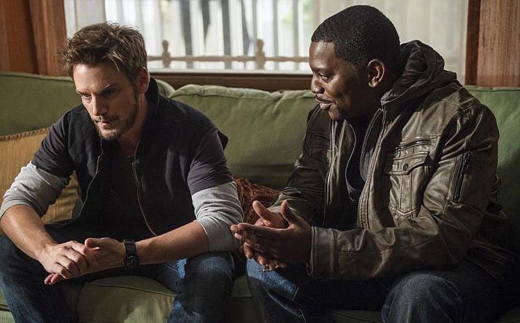 Frequency : Photo Mekhi Phifer, Riley Smith