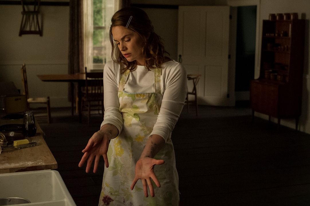 I Am The Pretty Thing That Lives In The House : Photo Ruth Wilson