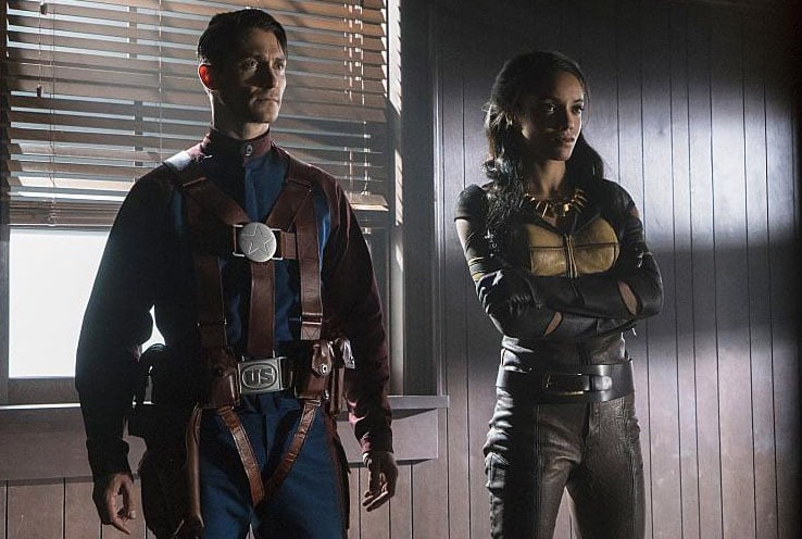 DC's Legends of Tomorrow : Photo Arthur Darvill, Maisie Richardson-Sellers