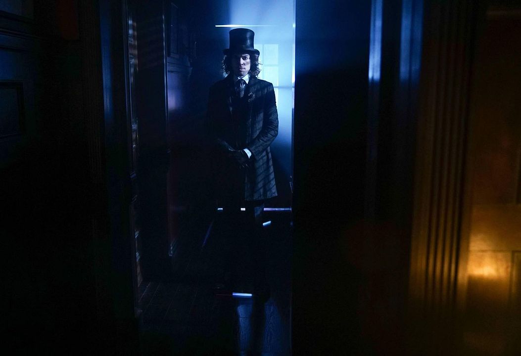 Gotham (2014) : Photo Benedict Samuel