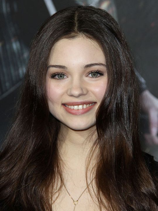 Photo de India Eisley Affiche India Eisley Photo 33 sur 65 AlloCiné
