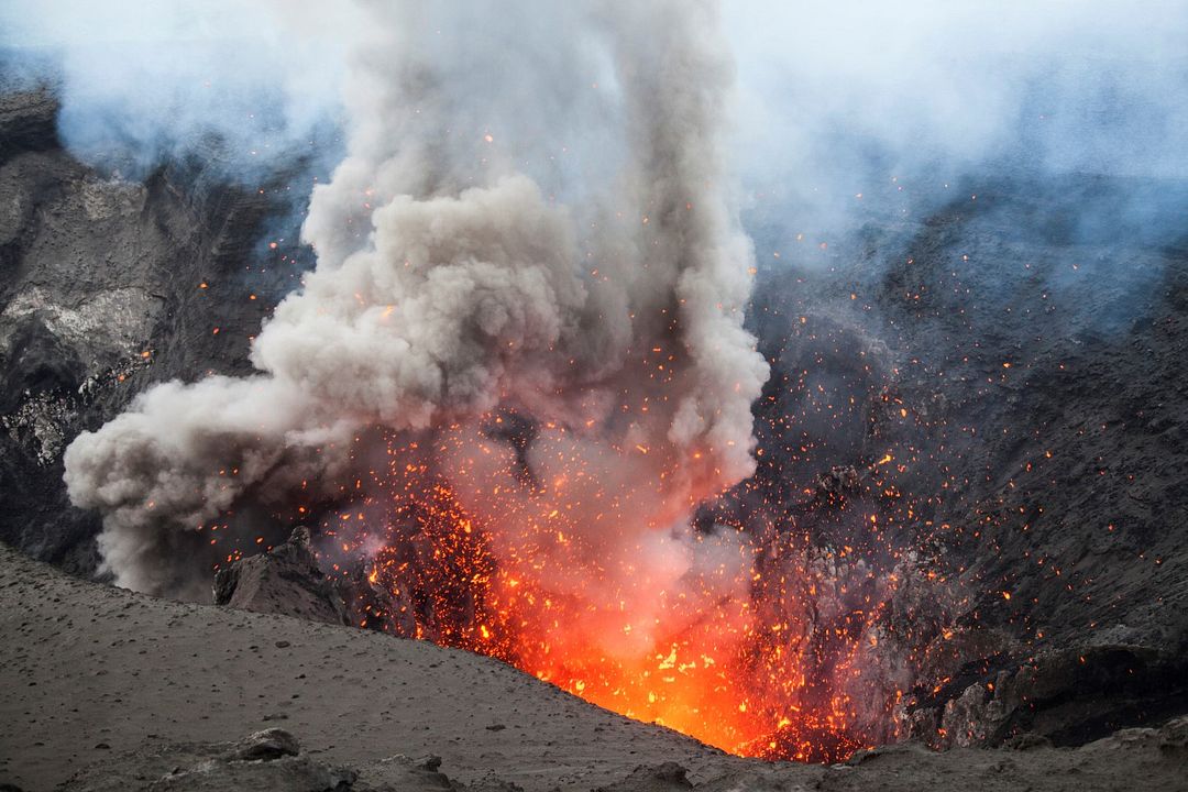 Into The Inferno : Photo