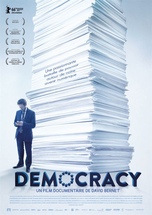 Democracy : Affiche