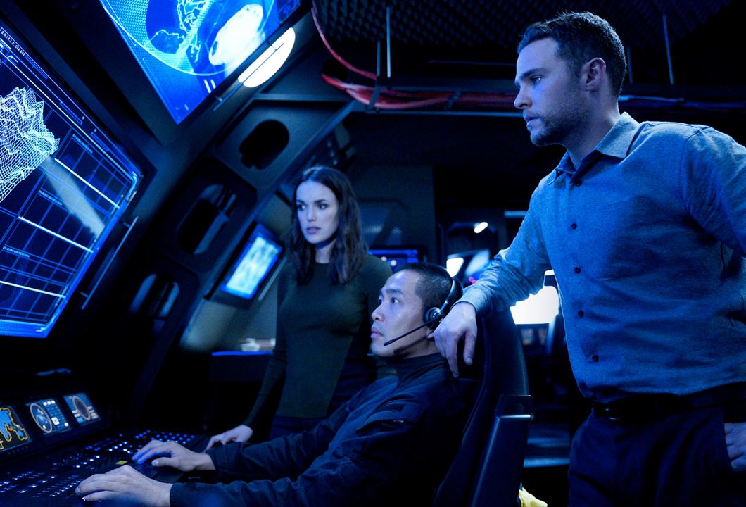 Marvel : Les Agents du S.H.I.E.L.D. : Affiche Iain De Caestecker, Elizabeth Henstridge