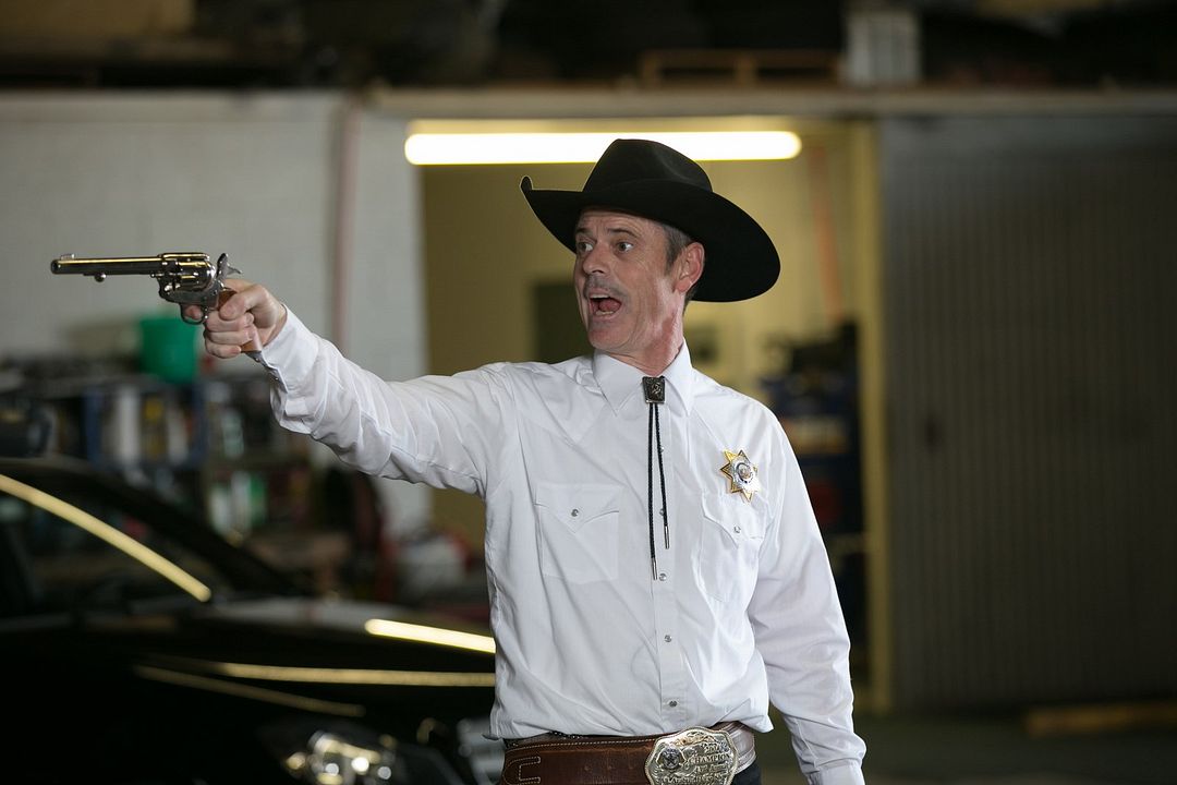 Photo C. Thomas Howell