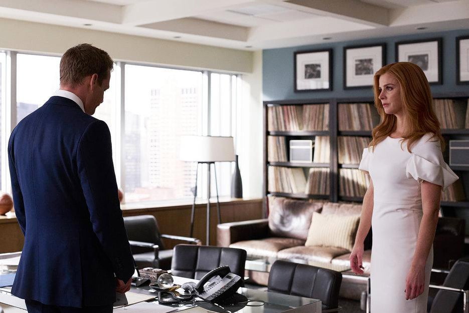 Suits : avocats sur mesure : Photo Gabriel Macht, Sarah Rafferty